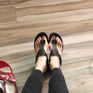 GUC ECCO sandals 👡 sz 38/8.